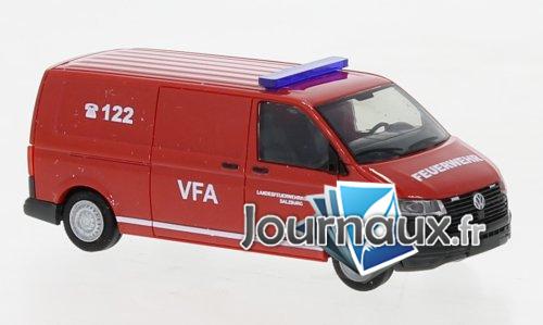 VW T6.1 Van, rot, Landesfeuerwehrkommando Salzburg (AT)