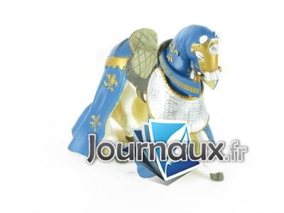 Cheval drapé bleu