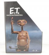 Reliure Montez votre E.T. l'extra - terrestre  n° 4 2026-04-14