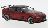 Jaguar XE SV Project 8, metallic-rouge foncé - 2017