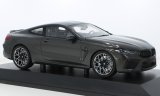 BMW M8 Competition Coupe, metallic-grau - 2020