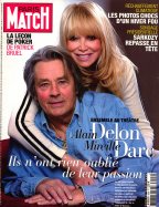 Paris Match du 18 au 24 Janvier 2007 - Alain Delon et Mireille Darc - Ils n'ont rien oublié de leur passion