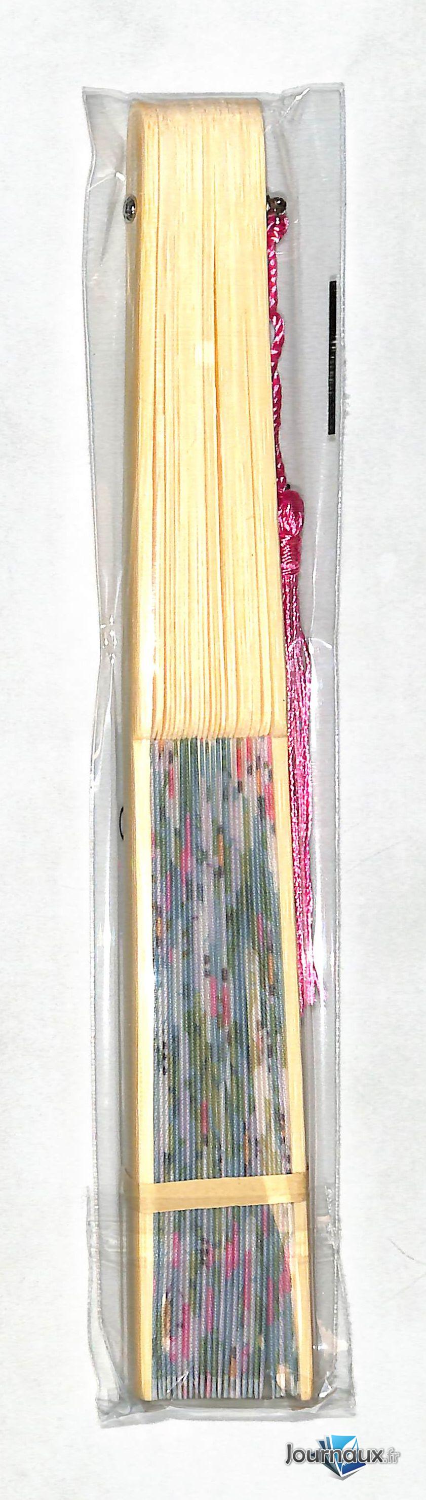 Maxi + sacoche banane n° 2066 2026-05-30