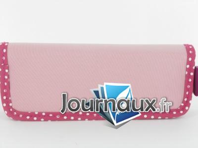 Etuis à stylos hello kitty n° 1 2011-10-14