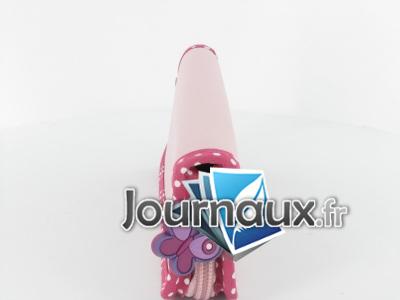 Etuis à stylos hello kitty n° 1 2011-10-14