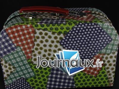 Valisette en carton n° null 2011-10-14